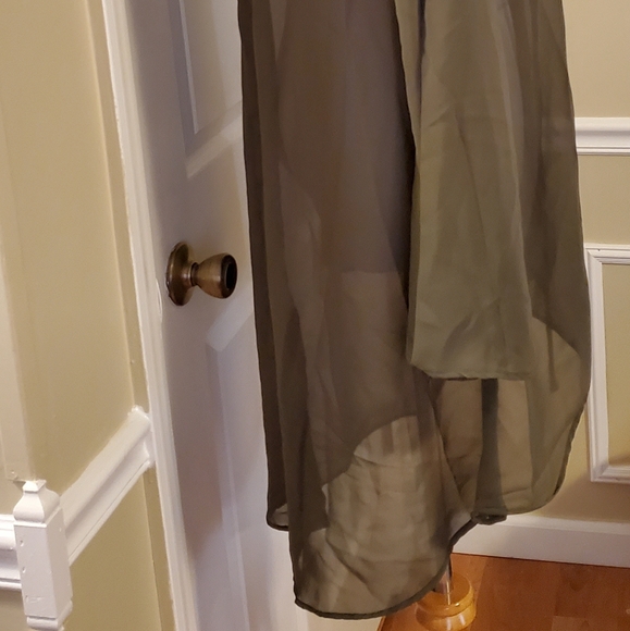 Womens size small bundle (4) - Picture 2 of 6